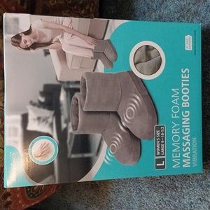 Health Touch Memory Foam Massaging Booties  Women’s Large 9-10.5 Shoes Sz.